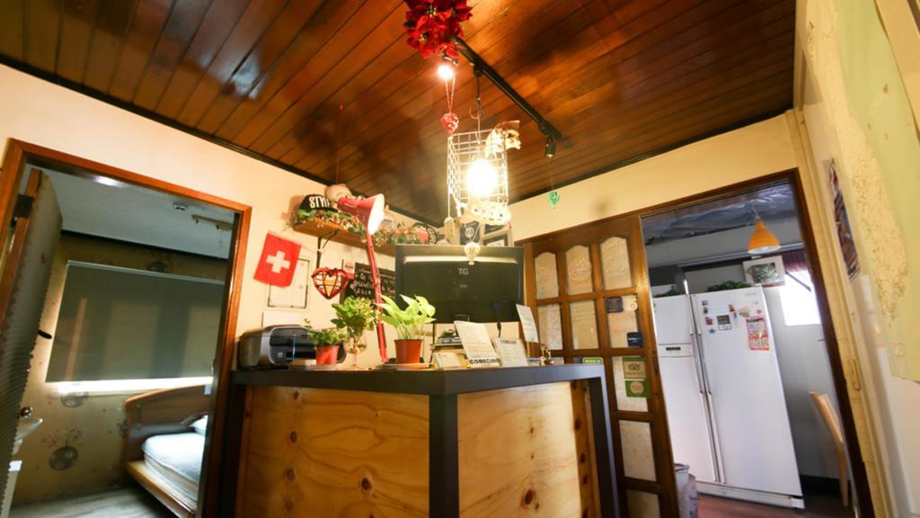 Comeinn Guesthouse Hongdae - Female Only Seoel Buitenkant foto