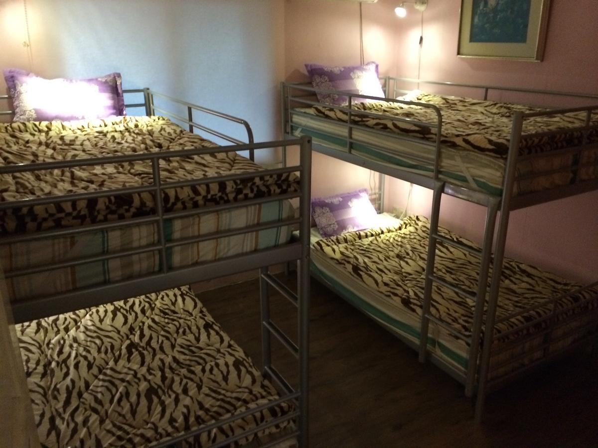 Comeinn Guesthouse Hongdae - Female Only Seoel Buitenkant foto